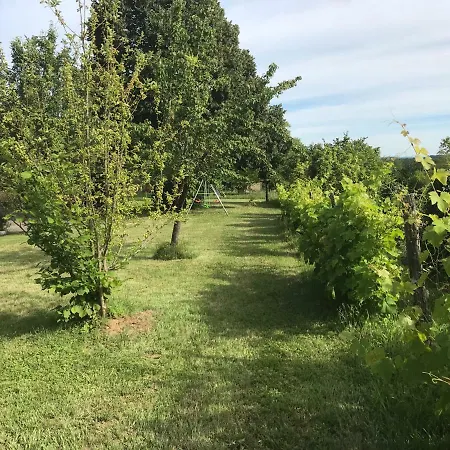 De L'ecole Hébergement de vacances *